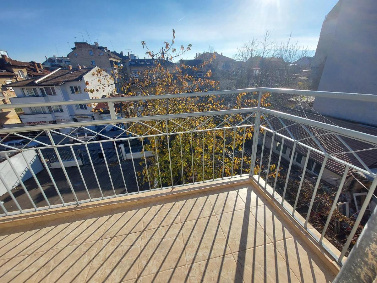 Apartament Cozy Spot By The Lions' Bridge Sofia Zewnętrze zdjęcie